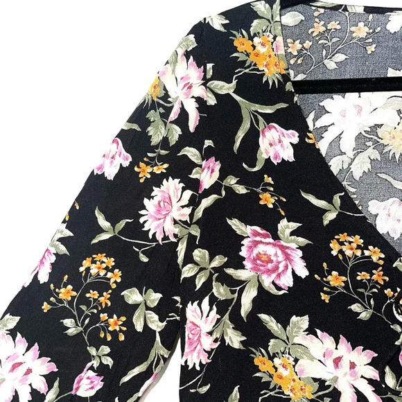 American Eagle Black Synthetic Tie Front Floral Print Top Medium Women’s - Picture 5 of 13